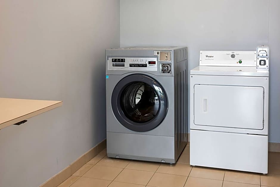 Courtyard by Marriott Chicago Wood Dale/Itasca