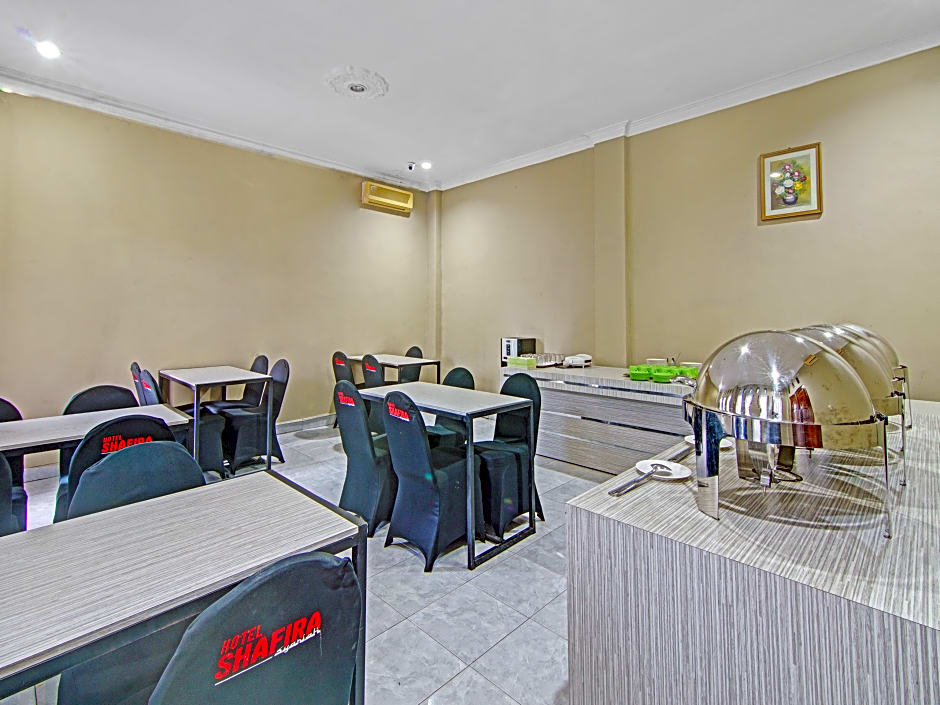 Photo 1 of 11 of Hotel Shafira Syariah