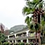 Fish Tail Lodge