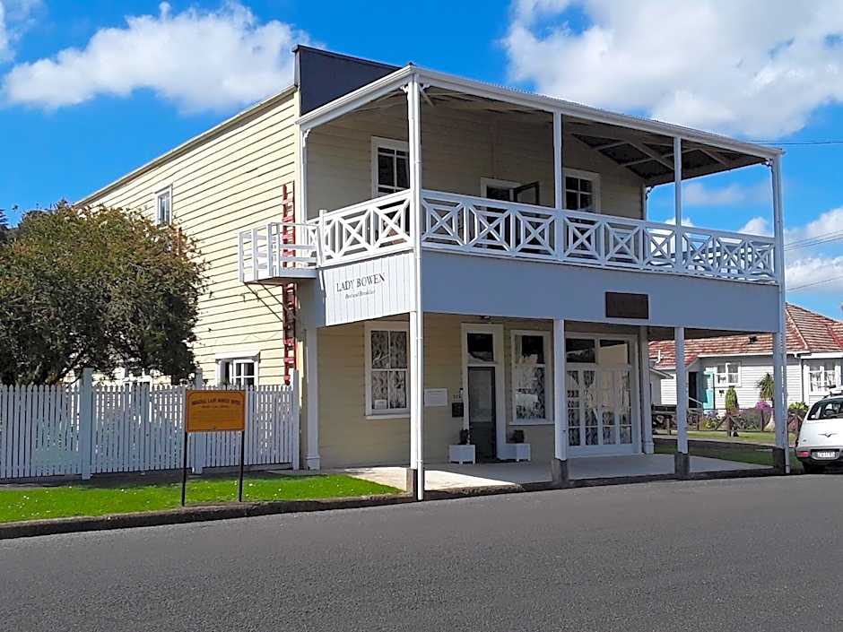 Lady Bowen Bed & Breakfast