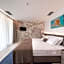 Joel Hotel