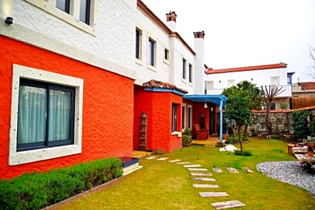 Alacati Suites