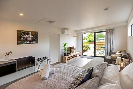 Double Room with Mountain View - No kitchen