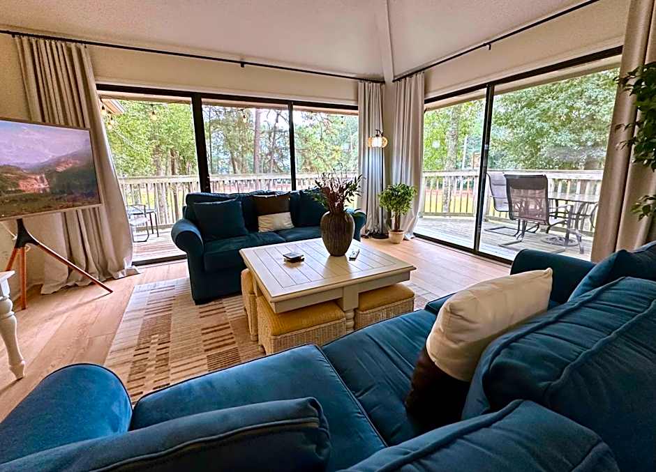 Golf/ Beach Penthouse Condo