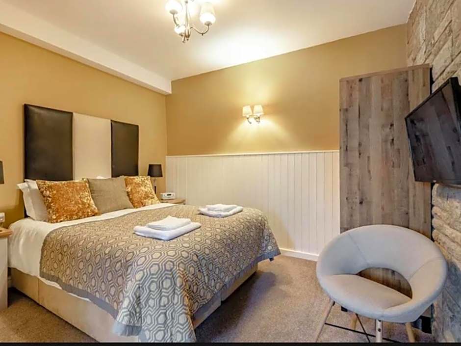 Curly Tail Accommodation