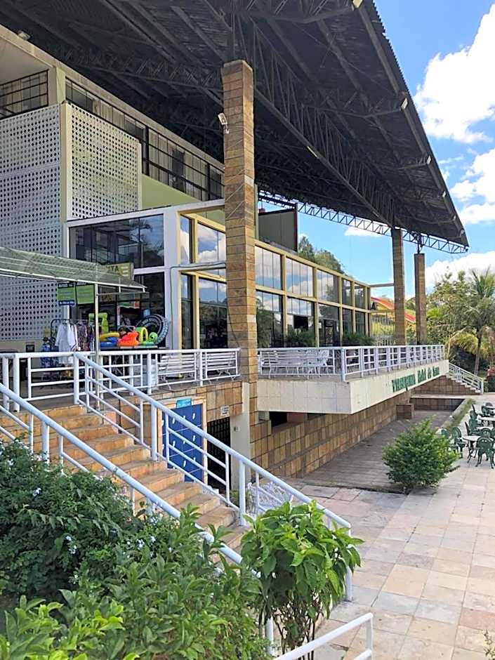 Ytacaranha Hotel de Serra