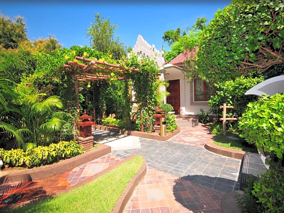 Shwe Yee Pwint Hotel