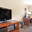 Comfort Inn & Suites Salem Northeast