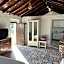 Finca Santa Teresa, Casa Granada