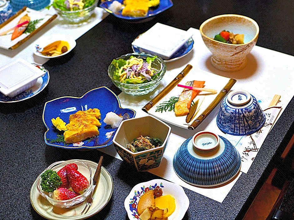 Ogute Lakeside Ryokan Shirasagiso