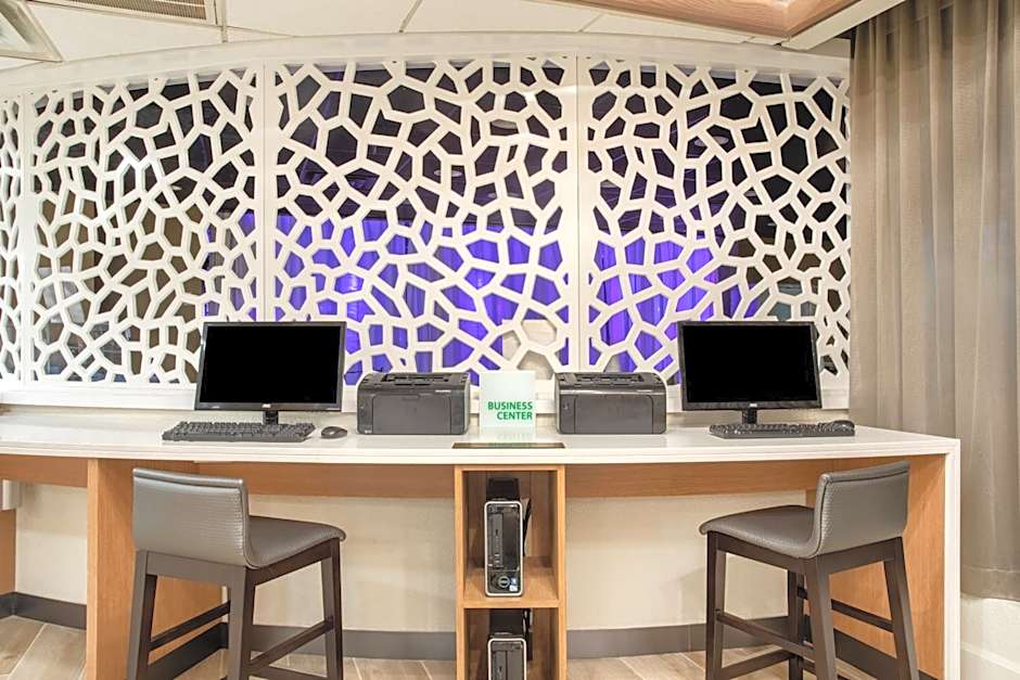 Holiday Inn Hotel & Suites Parsippany/Fairfield By IHG