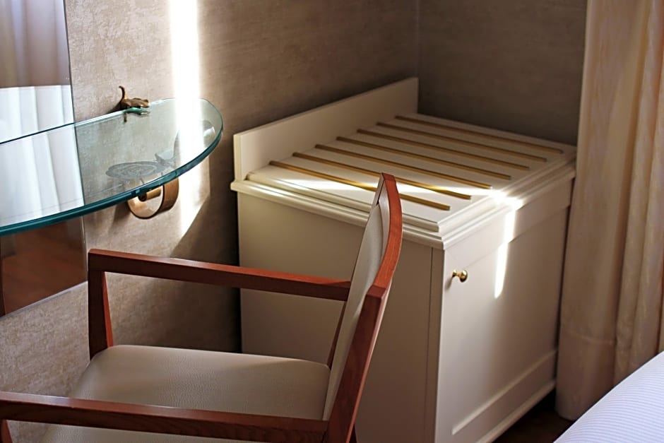 c-hotels De Rose Palace