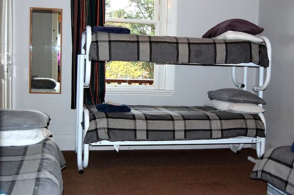 Photo 1 of 6 of Triple Room