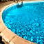 Villa C3 Arthur Rimbaub chambre d’hôte piscine proche mer plage 600m