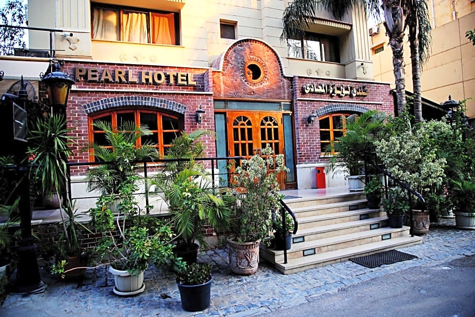 Pearl Hotel