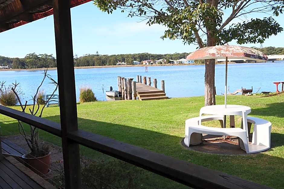 Lake Edge Apartments