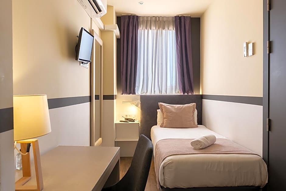 May Ramblas Hotel
