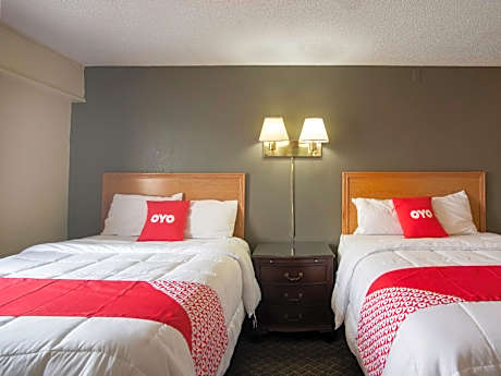 2 Full Bed Smoking with Kitchen