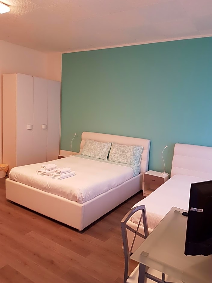 B&B Porto Vecchio ROOMS - Stazione Centrale Trieste