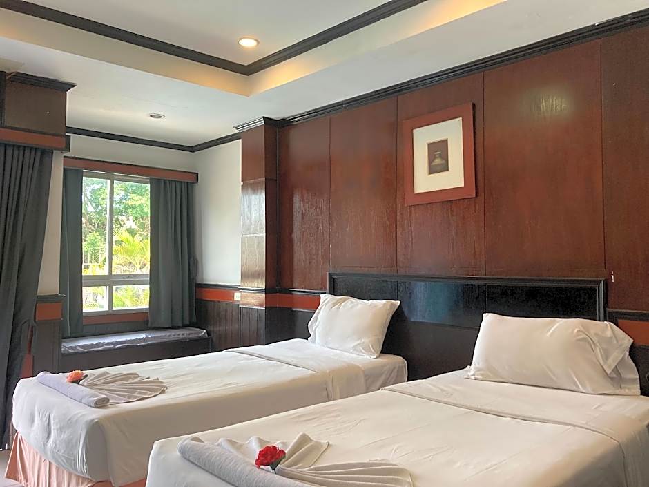 Photo 1 of 50 of Season Palace Hua Hin
