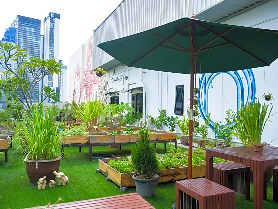 Hom hostel & Cooking club