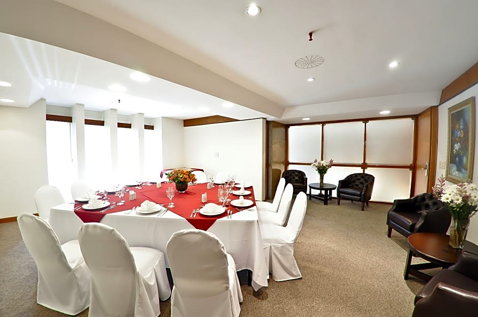 Hotel Continental Porto Alegre e Centro de Eventos