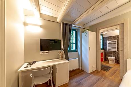 Large Single Room
