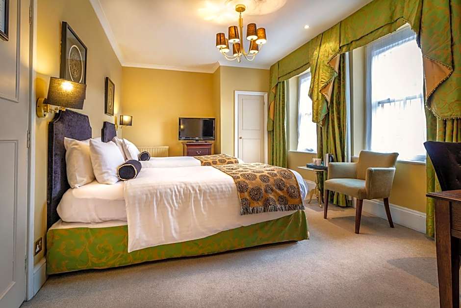 The Swan Hotel, Wells, Somerset - The Coaching Inn Group
