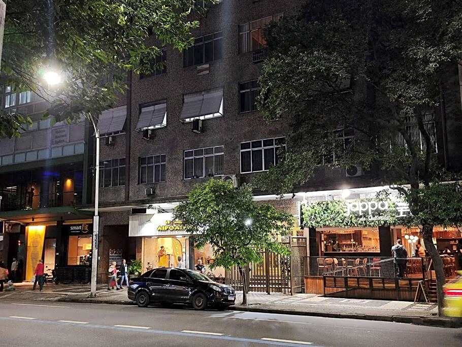 Apê completo em Copacabana/RJ.