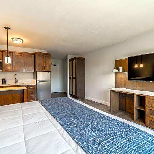 MainStay Suites Moreno Valley Near March Air Reserve Base
