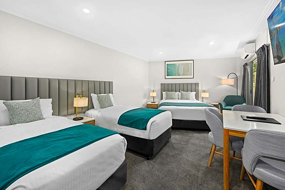 Palm Court Motor Inn