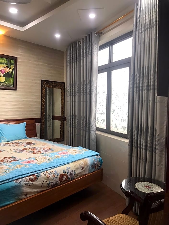 RedDoorz Hoang Thanh Thuy 4 near An Suong