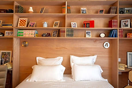 Two Connecting Superior Double Rooms "Biblioteca"
