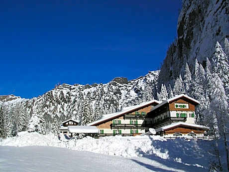 Hotel Roy