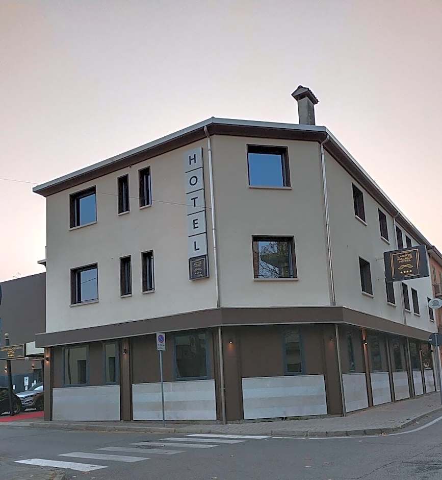 Hotel Floris