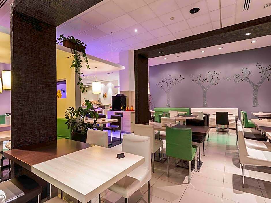 Ibis Oran Les Falaises