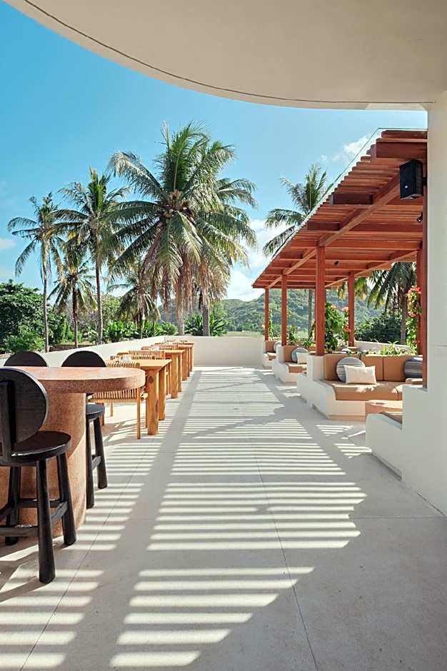 Boni Beach Lombok Hotel and Villas 