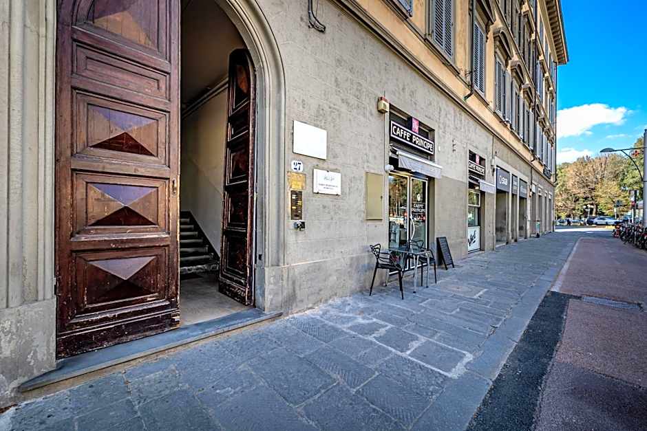 Maison Pitti Florence