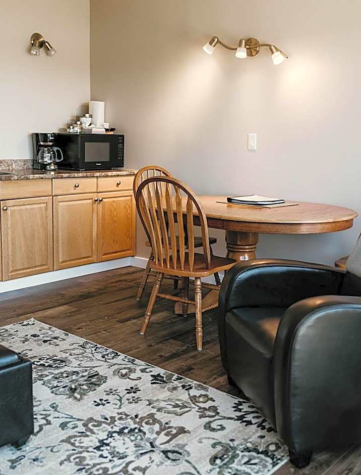 Page's Inn on Silva Bay