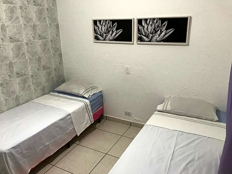 Pousada Hostel Universitário