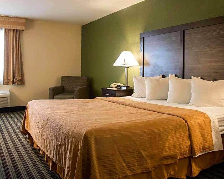 Quality Inn & Suites Loves Park near Rockford