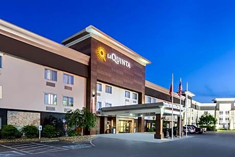 La Quinta Inn & Suites by Wyndham Goodlettsville