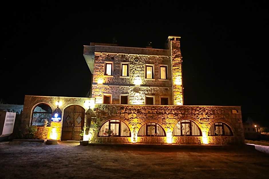 Katapa Stone House
