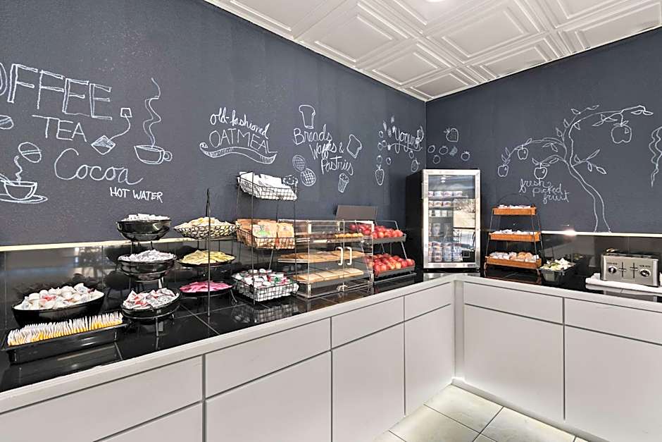 Ramada by Wyndham Harrisburg/Hershey Area