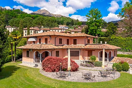 Hotel Royal