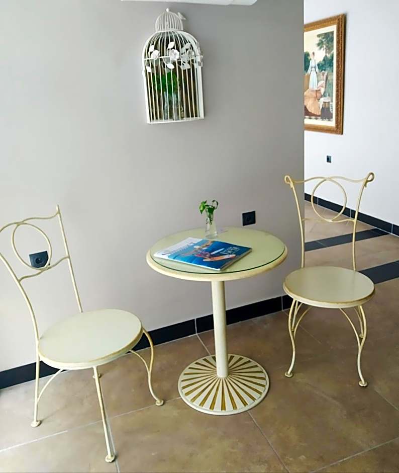 Elaėa Boutique Apartments