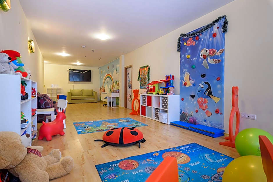 St.George Ski & Holiday