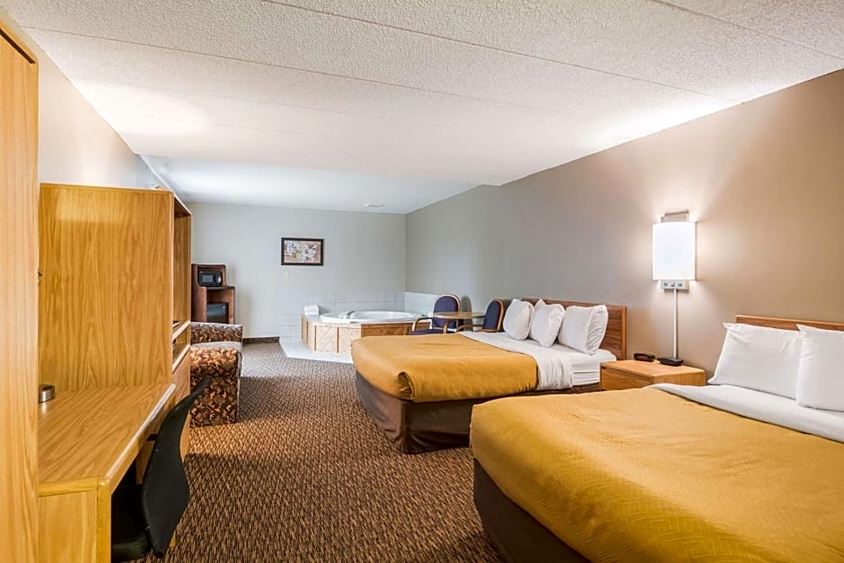 Econo Lodge Duluth near Miller Hill Mall