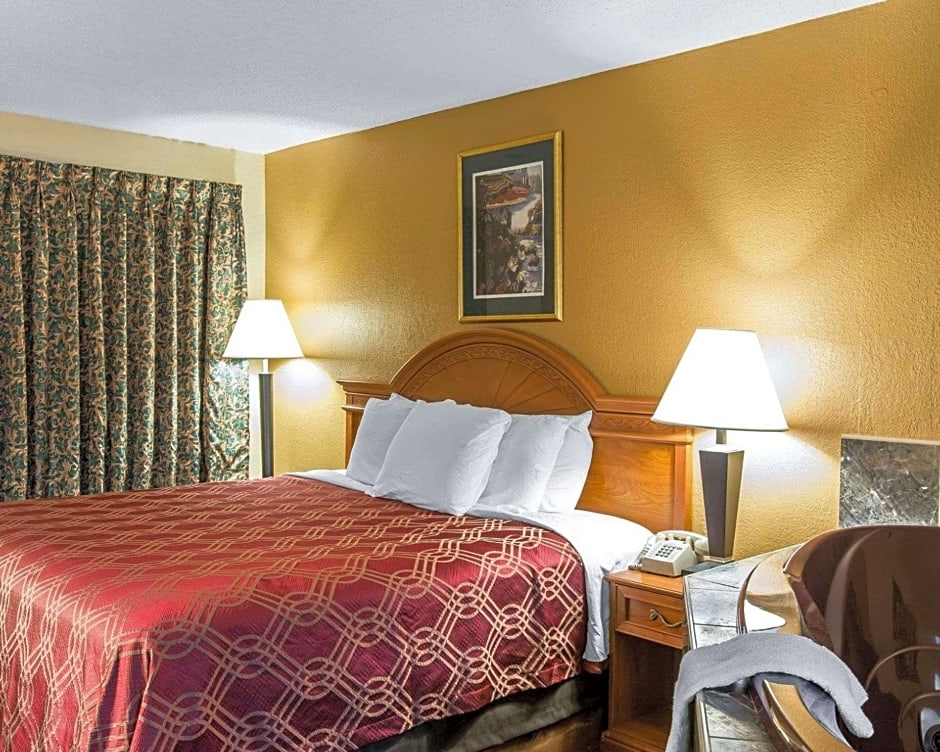 Econo Lodge Dalton West
