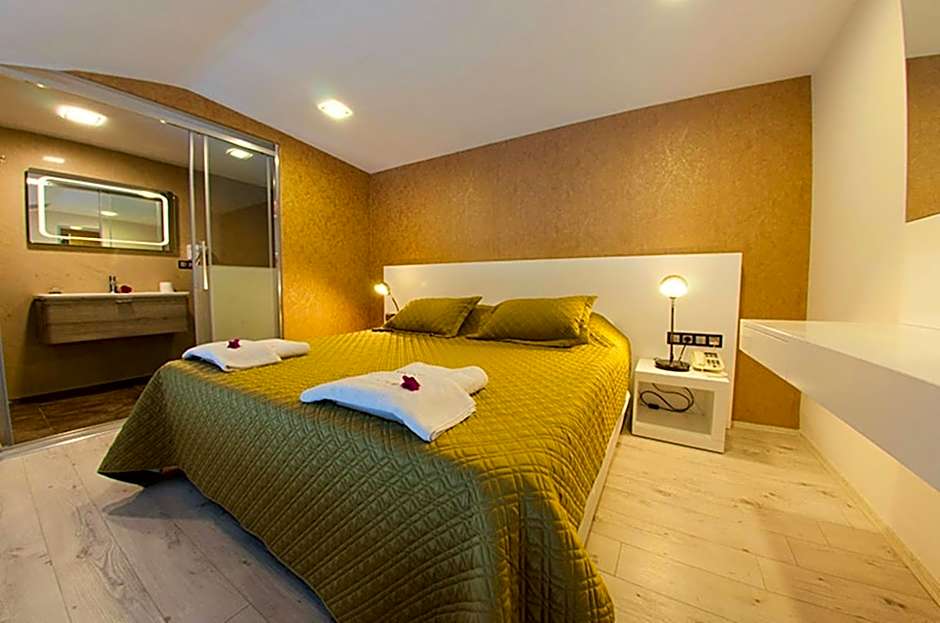 Rhapsody Hotel & Spa Kalkan
